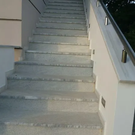 Spyridoula's Himarë