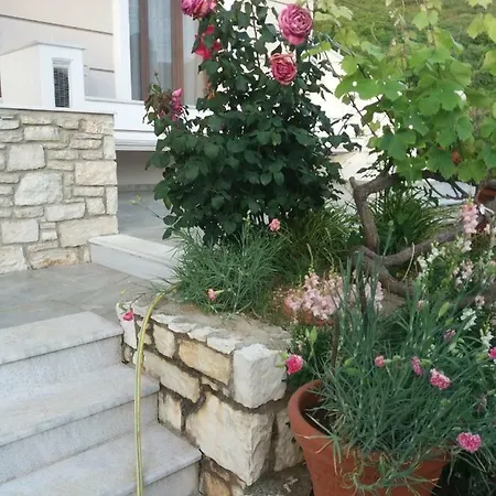 Guest house Spyridoula's Himare